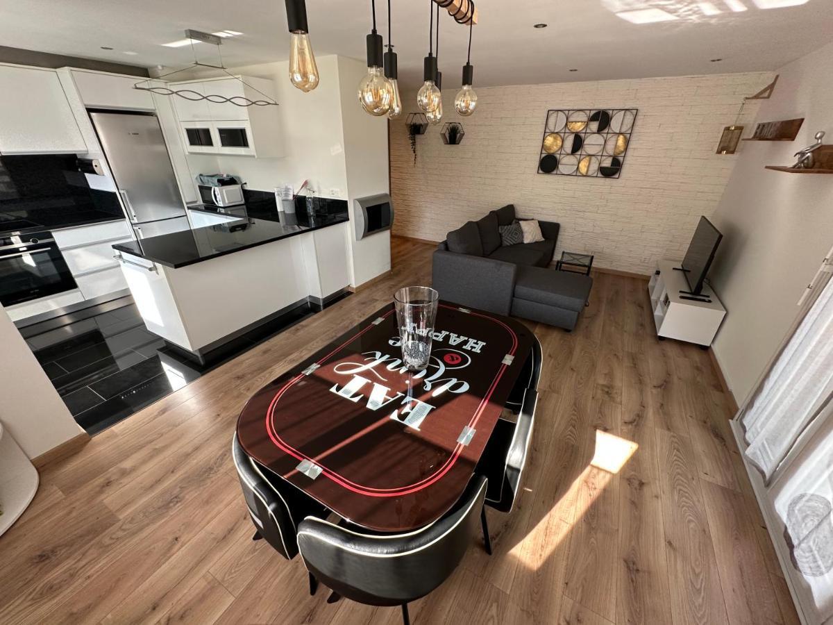 Gruyere Alpes Appartement 3 Chambres Bbq Parking Neirivue Экстерьер фото