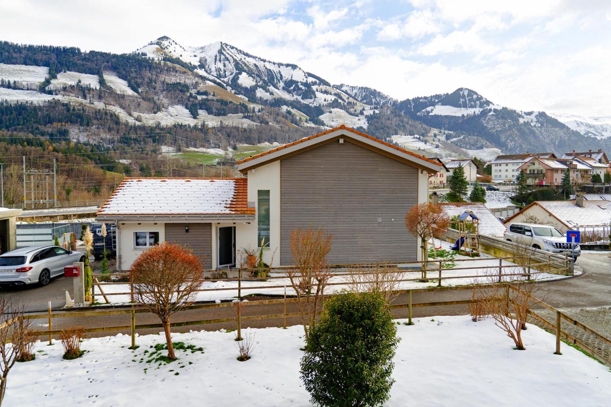 Gruyere Alpes Appartement 3 Chambres Bbq Parking Neirivue Экстерьер фото